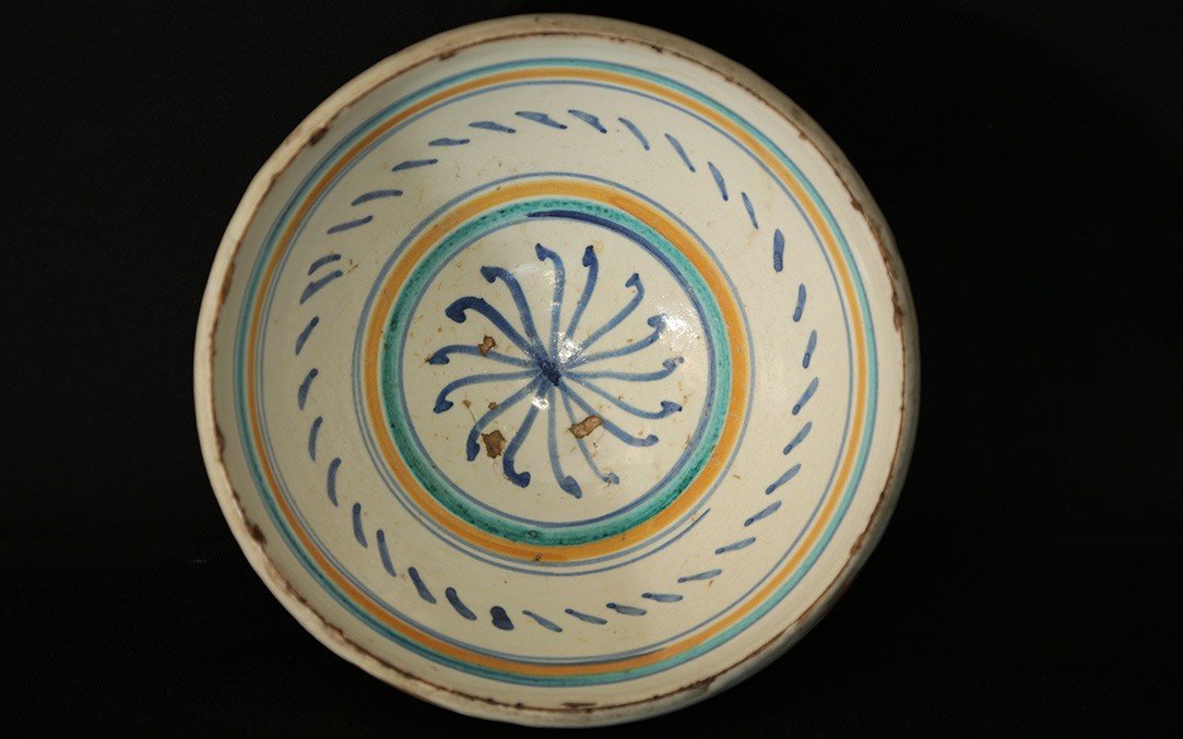 18th Century Majolica Bowl-photo-2