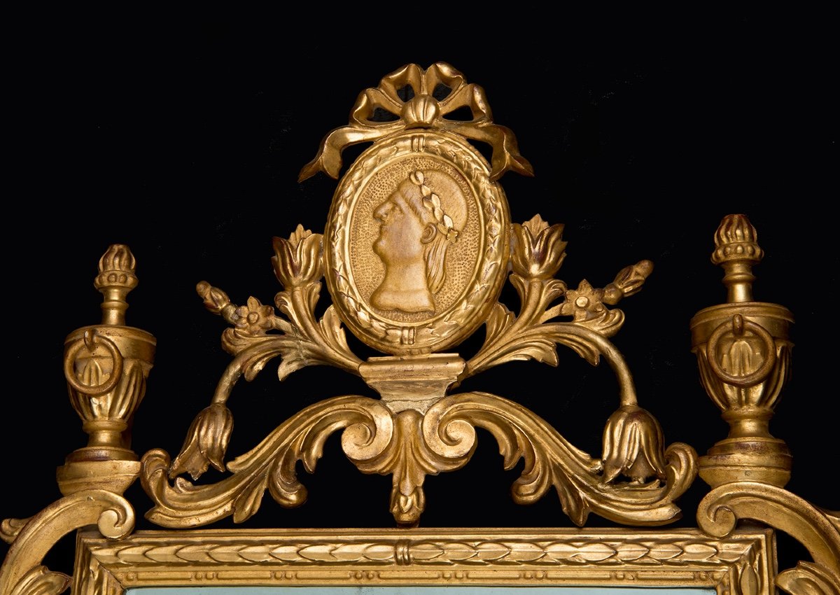 Louis XV Tuscan Style Mirror In Gilded And Carved Wood Belonging To The Early 19th Century.-photo-2