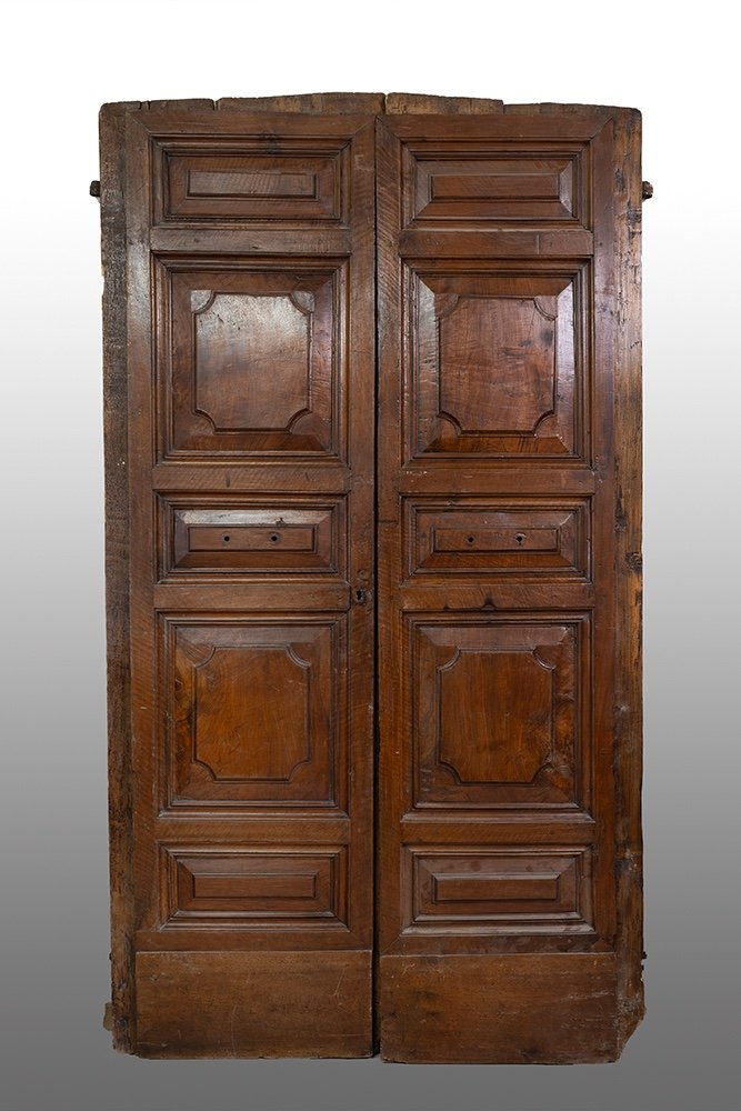 Antique Louis XIV Neapolitan Wall Cabinet In Solid Walnut. 18th Century Period.