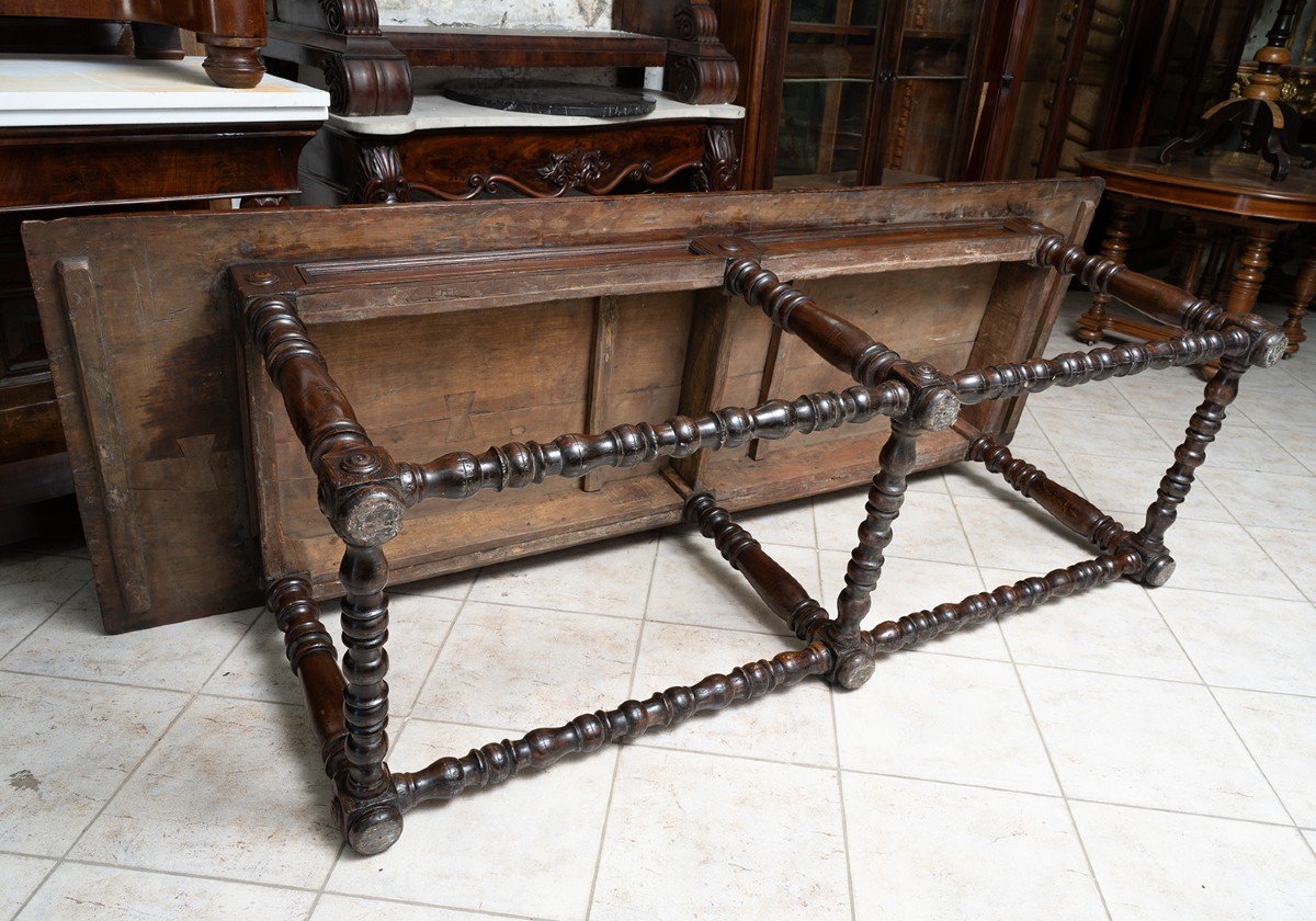 Antique Refectory Table In Solid Walnut. Tuscany Late 17th Century.-photo-4