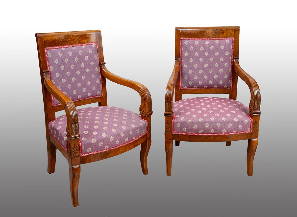 Paire De Fauteuils Français Antiques Charles X, Début Du 19ème Siècle.