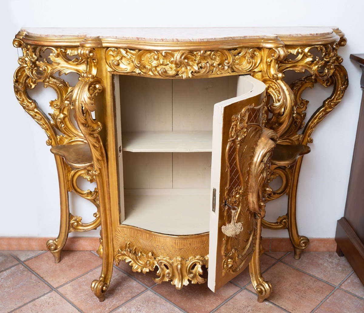 Antique Louis Philippe Neapolitan Sideboard In Gilded And Carved Wood With Marble Top. -photo-1