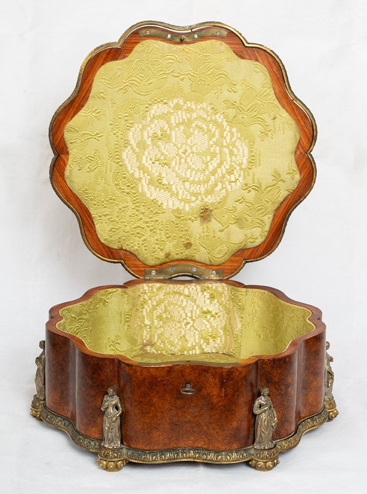 Antique Jewelry Box, France, 19th Century.-photo-2