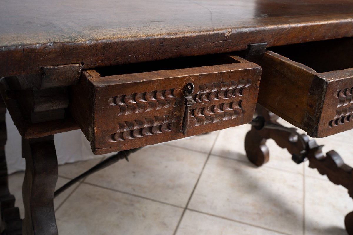 Antique Refectory In Solid Walnut. Tuscany 17th Century.-photo-3