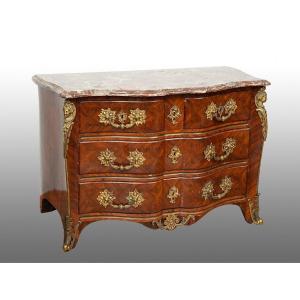 Antique Chest Of Drawers In Tombeaux Period XVIII Century.