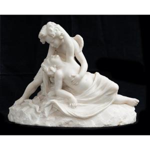 Sculpture Ancienne Napoléon III En Albâtre Représentant Cupidon Et Psyché. 19ème Siècle.