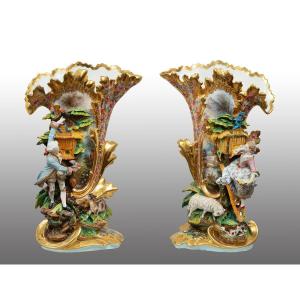 Antique Neapolitan Capodimonte Porcelain Vases From The 19th Century.