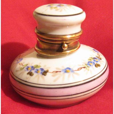 Paris Porcelain Encrier