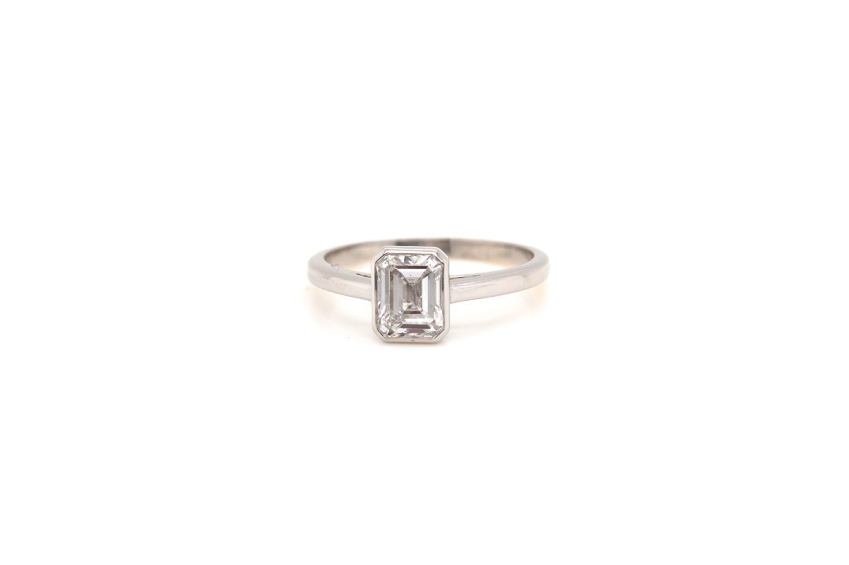 Emerald Cut Diamond Solitaire Ring In 18k Gold And Platinum-photo-2