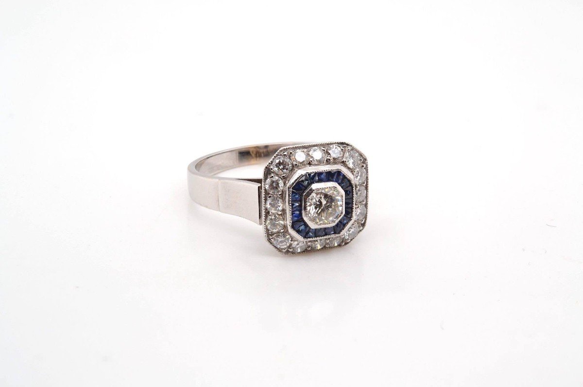 Calibrated Diamonds And Sapphires Ring In Gold And Platinum-photo-3