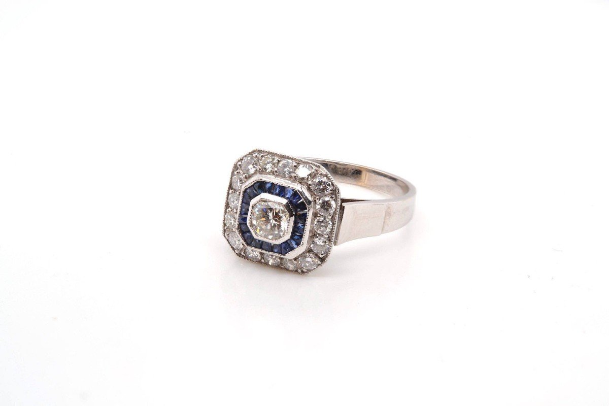 Calibrated Diamonds And Sapphires Ring In Gold And Platinum-photo-4