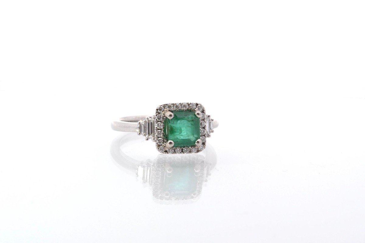 Emerald And Diamond Ring In Gold-photo-3