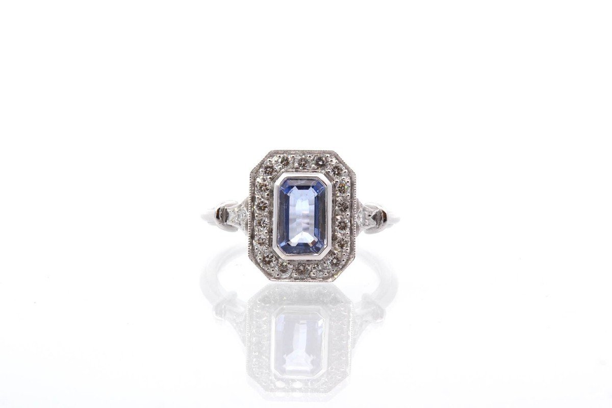 Bague Saphir De 1,42 Cts Et Diamants En Platine-photo-2