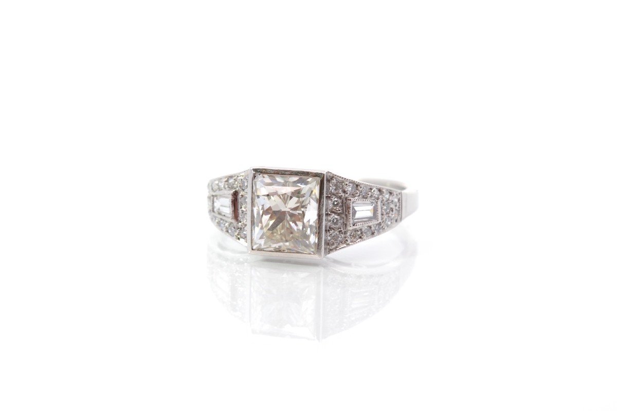 2ct Cushion Cut Diamond Ring