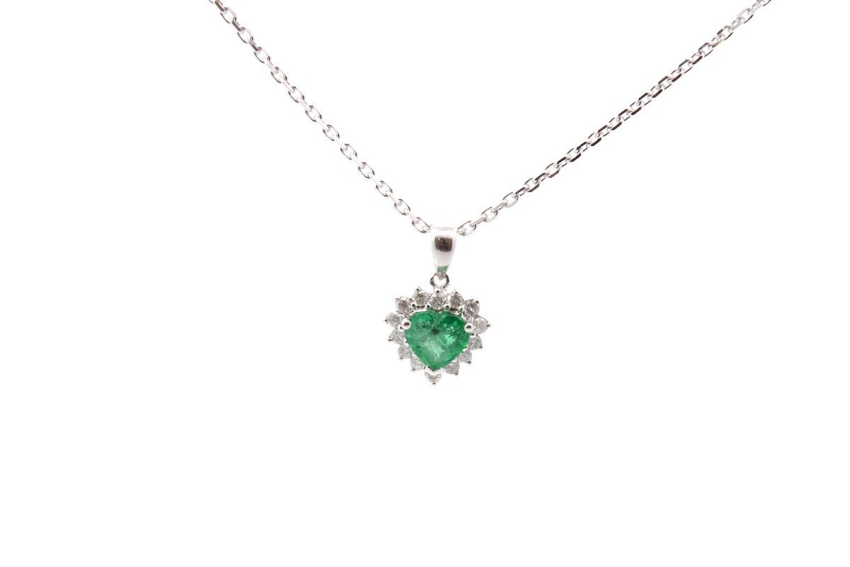Emerald And Diamond Pendant Chain In 18k Gold-photo-2
