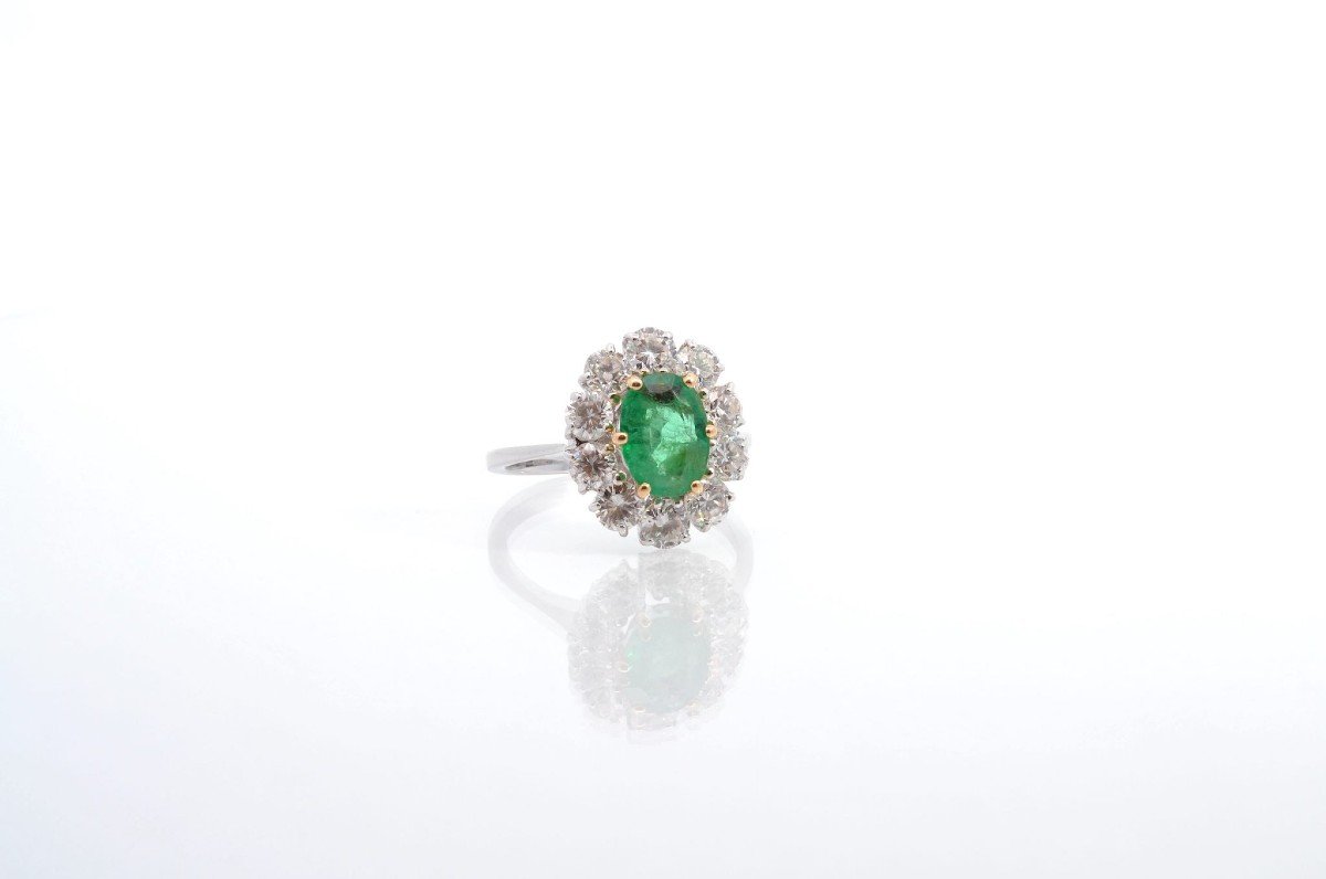 Emerald Marguerite Diamond Ring In Yellow Gold-photo-3