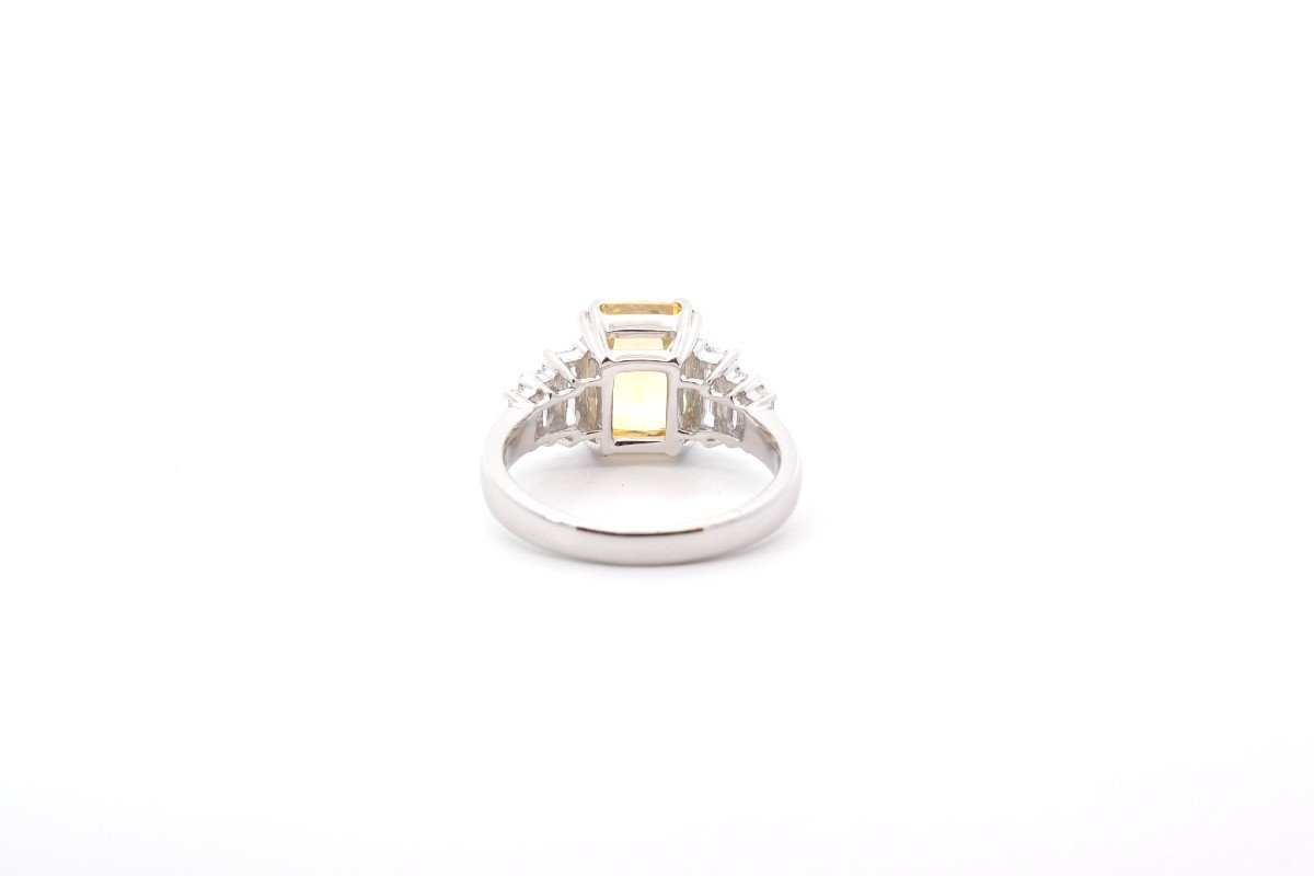 Bague Saphir Jaune 5,18 Cts Et Diamants-photo-1