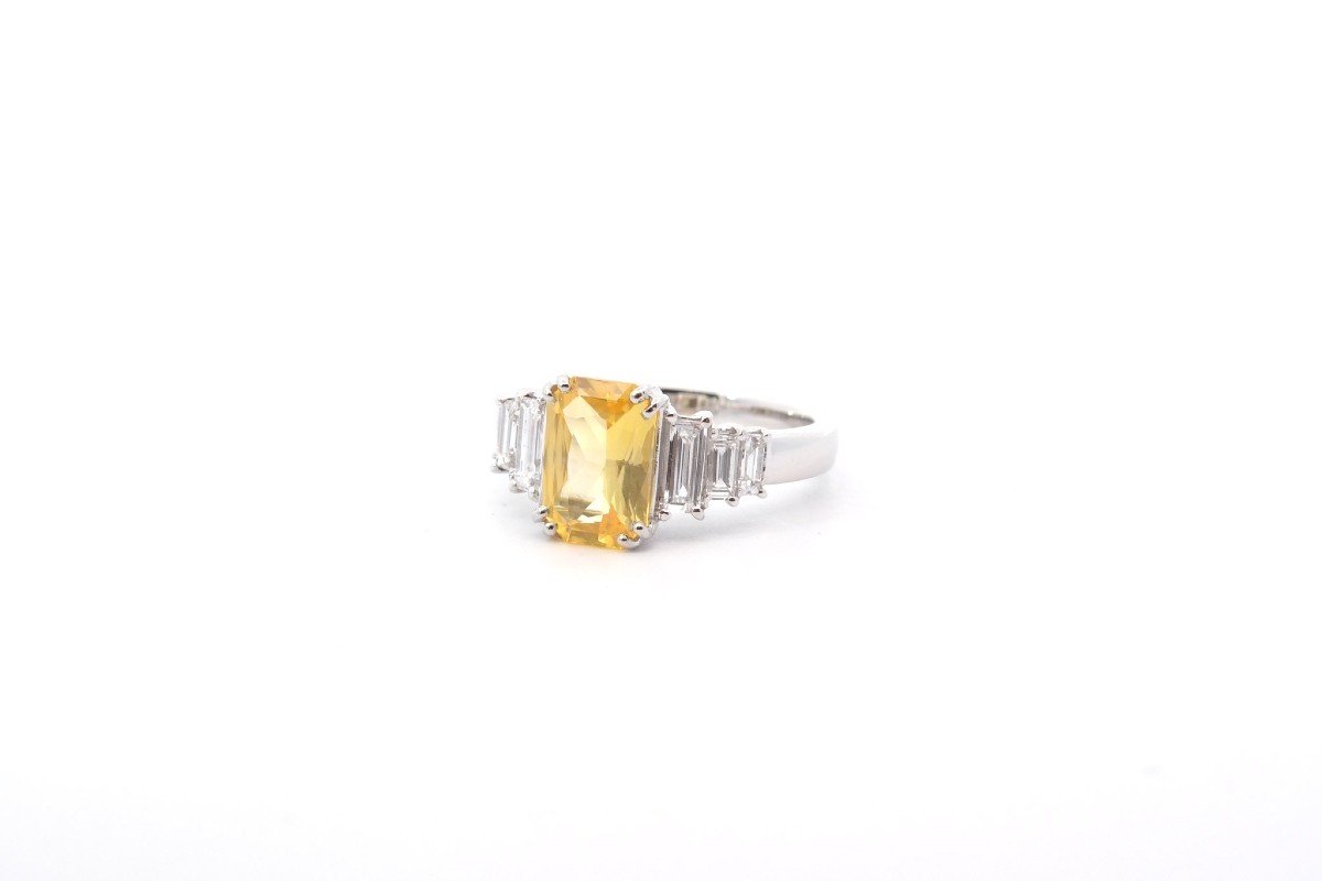 2 Cts Yellow Sapphire And Diamond Ring-photo-4