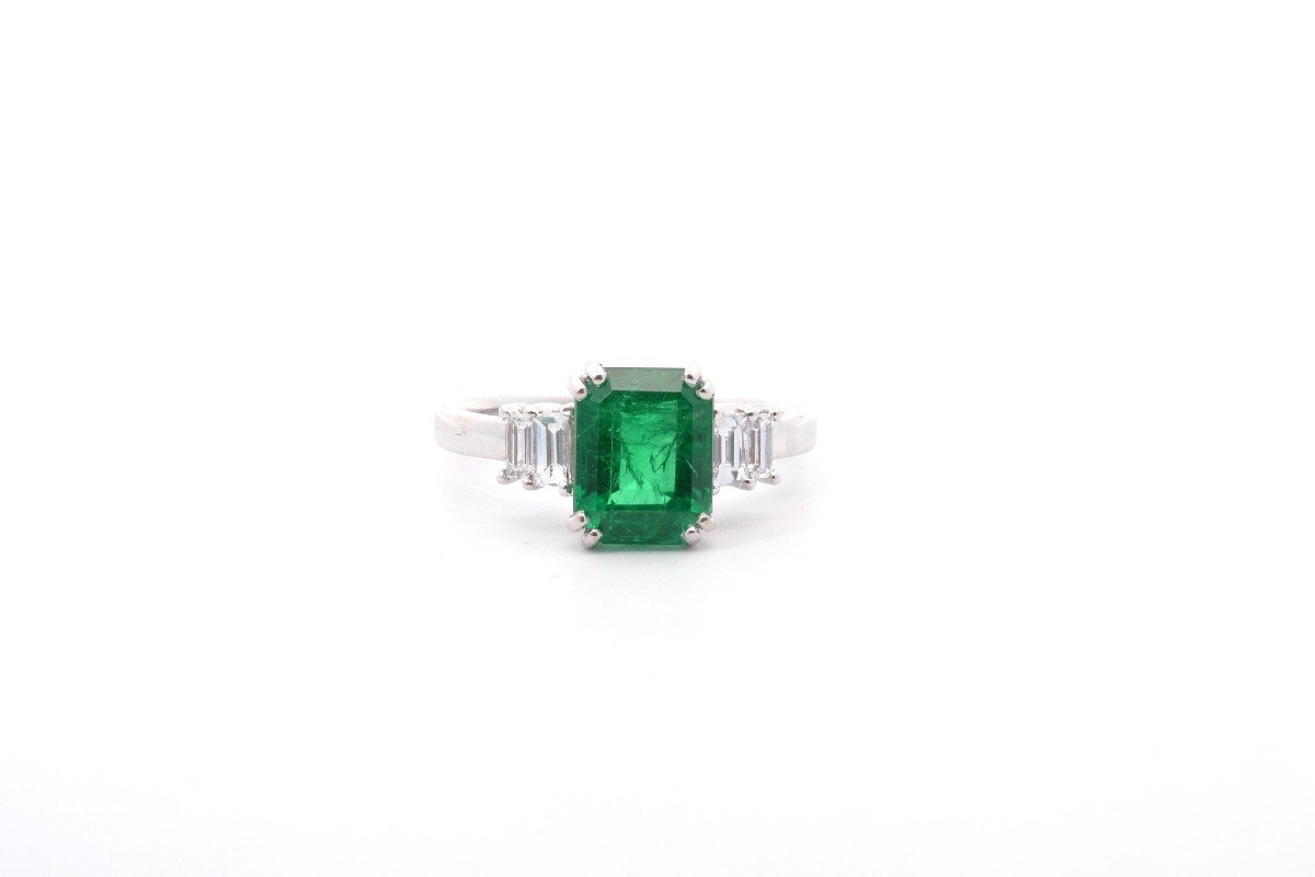 2.55cts Emerald And Diamond Ring-photo-2