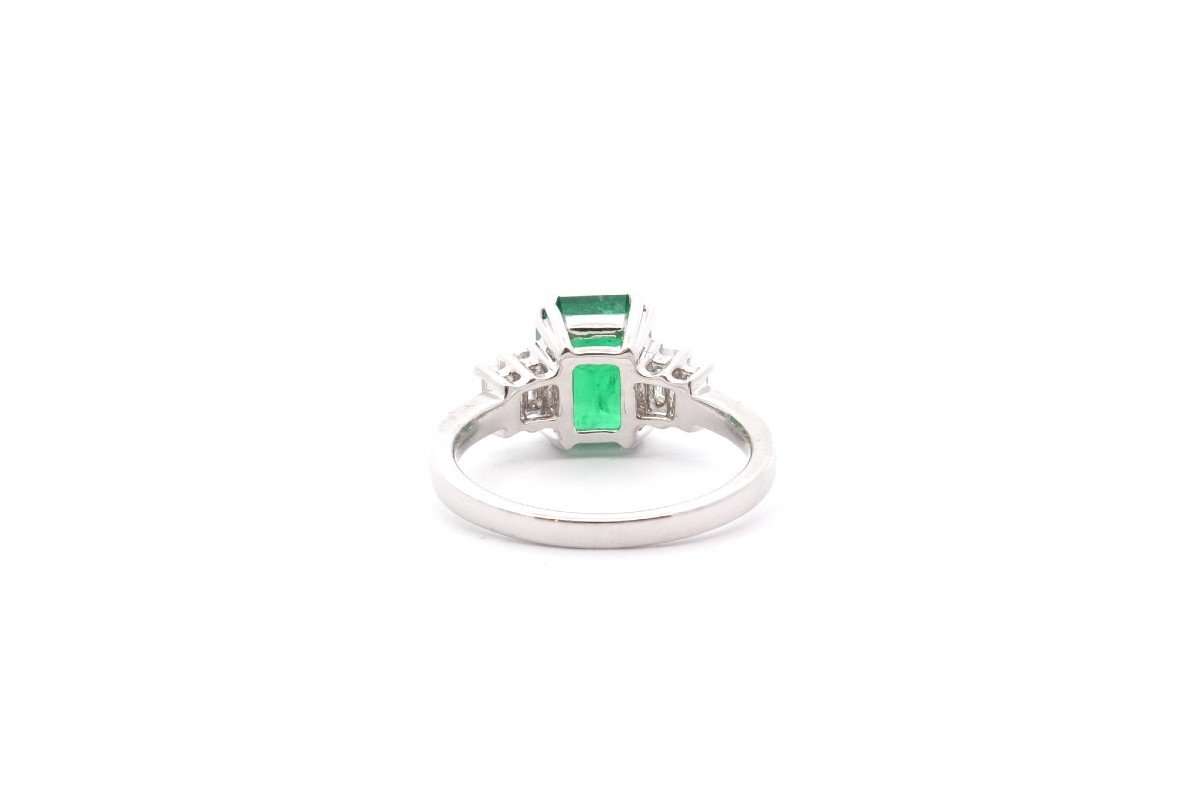 2.55cts Emerald And Diamond Ring-photo-1