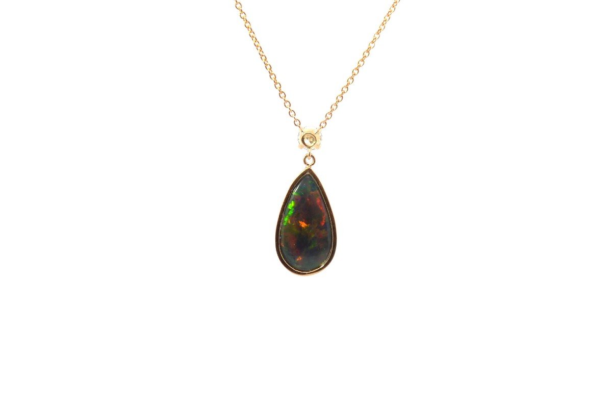 Opal And Diamond Necklace In Gold-photo-3