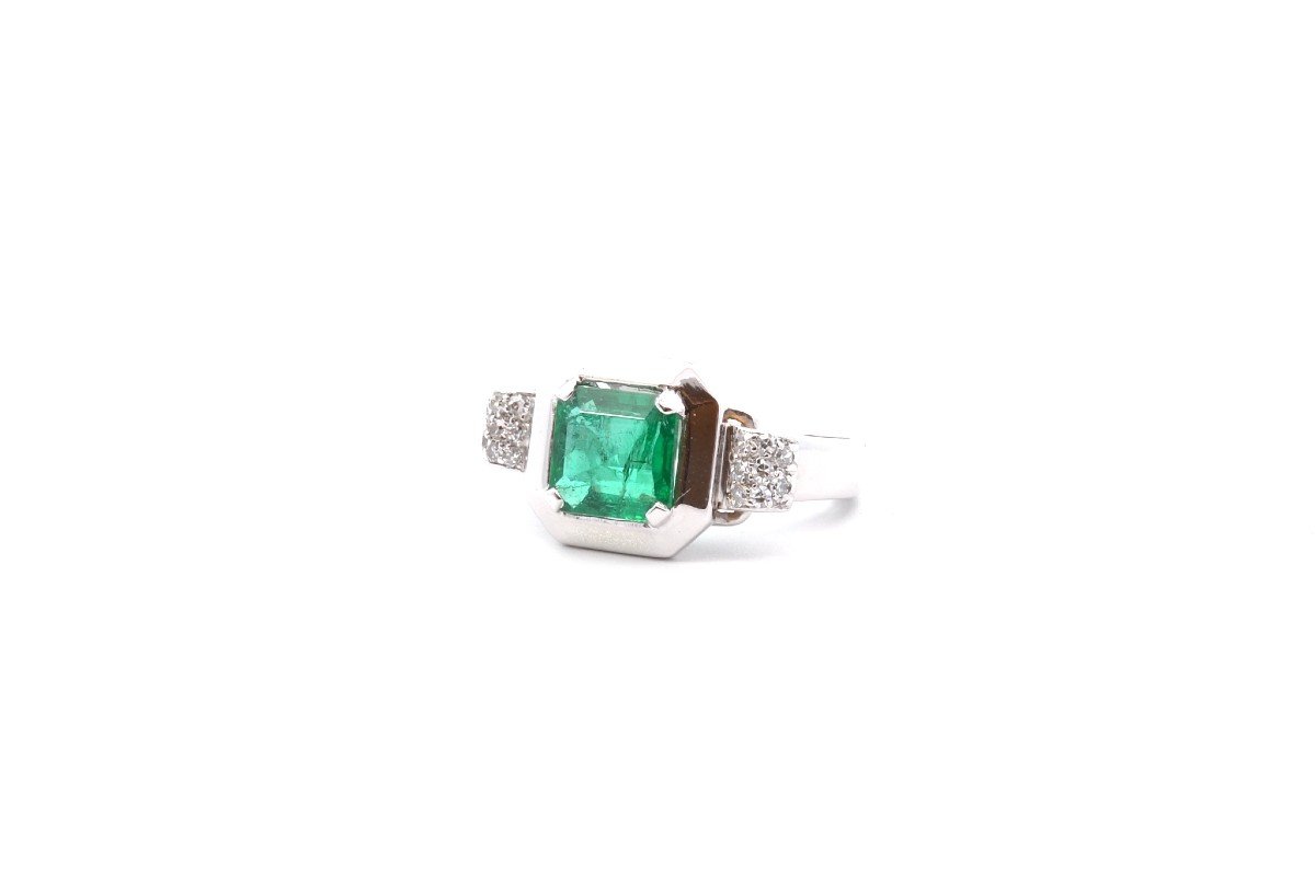 Vintage Emerald Ring 1.54cts And Diamonds