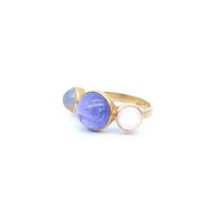 Opals And Tanzanite Ring In 18k Gold