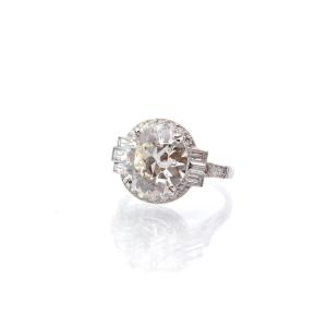 Half Cut Diamond Ring Of 4.39 Cts K-vs2