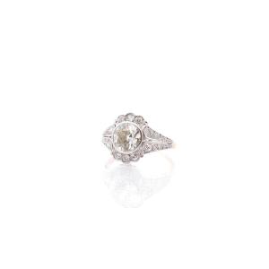 Bague Diamant 1,77 Cts J/vs2 En Or 18k Et Platine