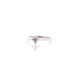 18k White Gold Diamond Solitaire