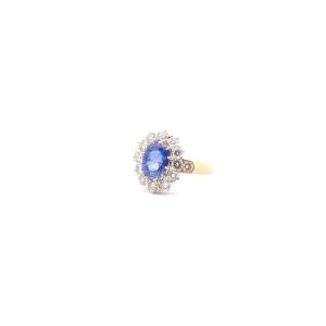 Vintage Sapphire And Diamond Ring 2.30cts