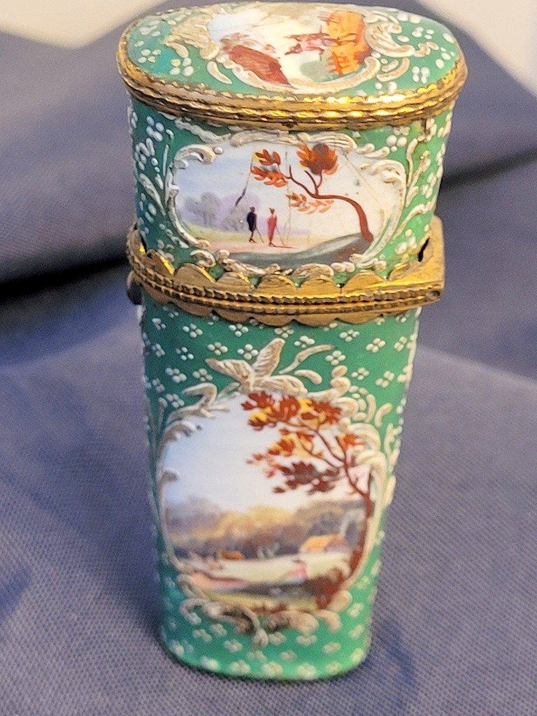 "manicure Case" Enamel On Painted Copper - Eighteenth Century