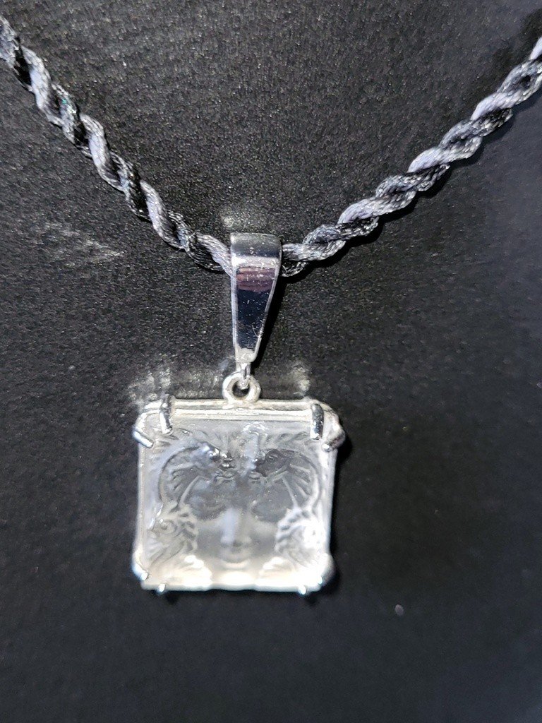 “arethuse” Pendant In Sterling Silver & Crystal From Lalique-photo-3