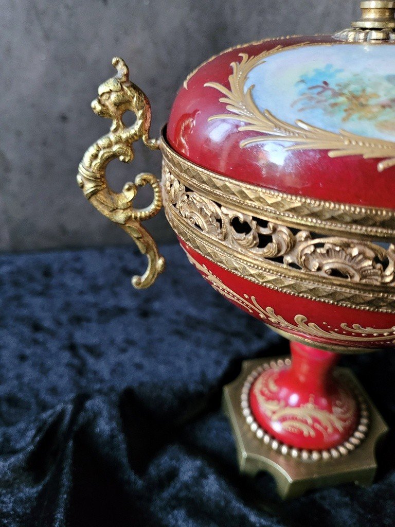 19th Century Sèvres Porcelain Candy Box -photo-4