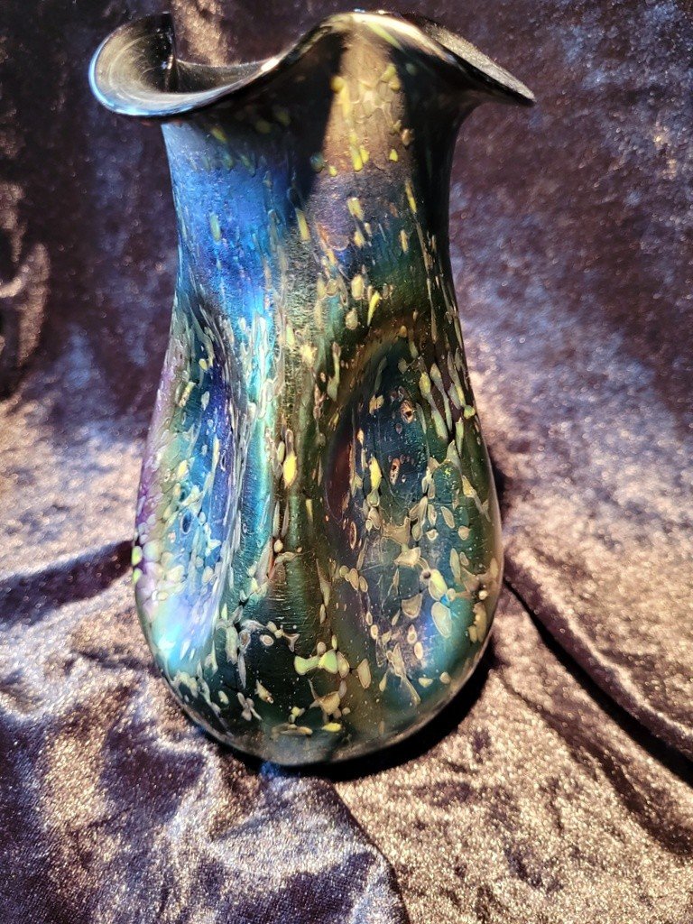 Vase Art Nouveau  en verre iris&eacute; par LOETZ -photo-1