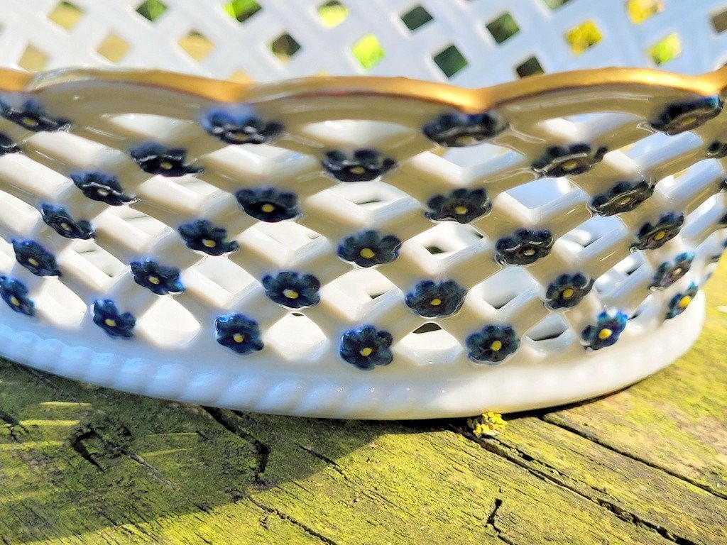  Metropolitan Museum Of Art "openwork Basket" In Porcelain -photo-2