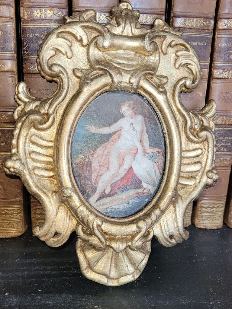 18th Century Painted Miniature From The Louis XV Period "leda And The Swan" - Gilded Carved Wooden Frame-photo-2