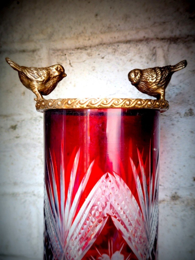 Vase en Cristal de Boh&egrave;me Overlay Rouge taill&eacute; avec Montures en Bronze - Epoque  Art Nouveau-photo-2