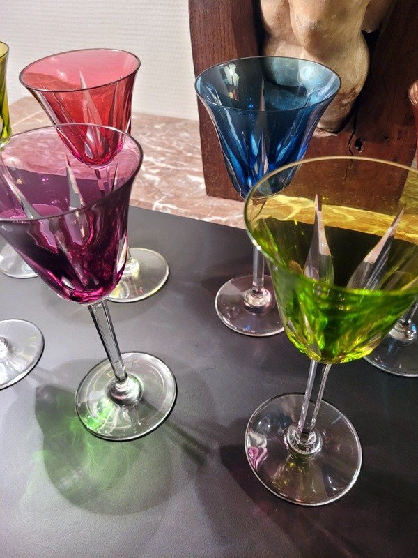  Ensemble de 8 Verres Roemers de Couleur- Cristal  de Saint Louis  Mod&egrave;le Cerdagne . XXe Si&egrave;cle-photo-2