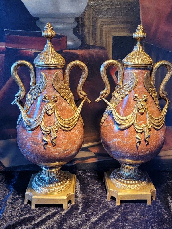  Pair Of Louis XVI Vases In Red Marble And Gilded Bronzes With Swans - 19th Century-photo-2