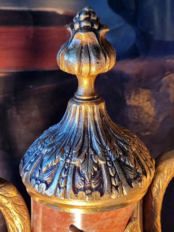  Paire de Vases  Louis XVI en Marbre Rouge et Bronzes Dorés aux Cygnes  - XIXe Siècle-photo-4