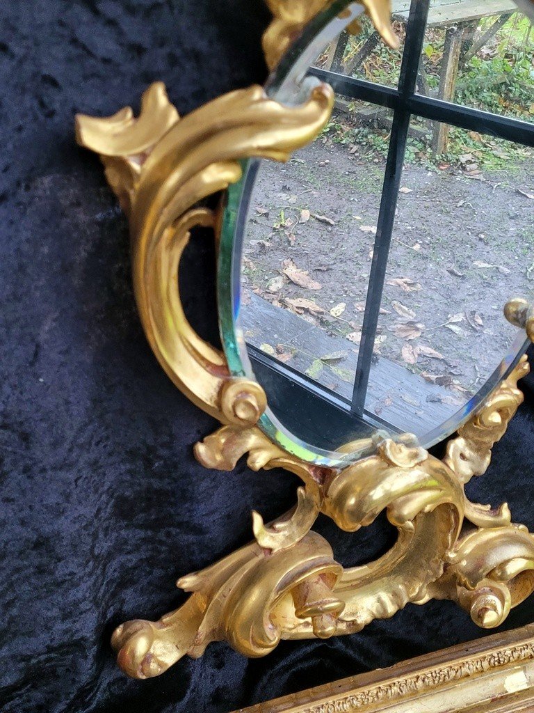  Grand Miroir Napolitain en bois sculpt&eacute; dor&eacute; &agrave; la feuille d&#039;or - XVIIIe Si&egrave;cle-photo-4