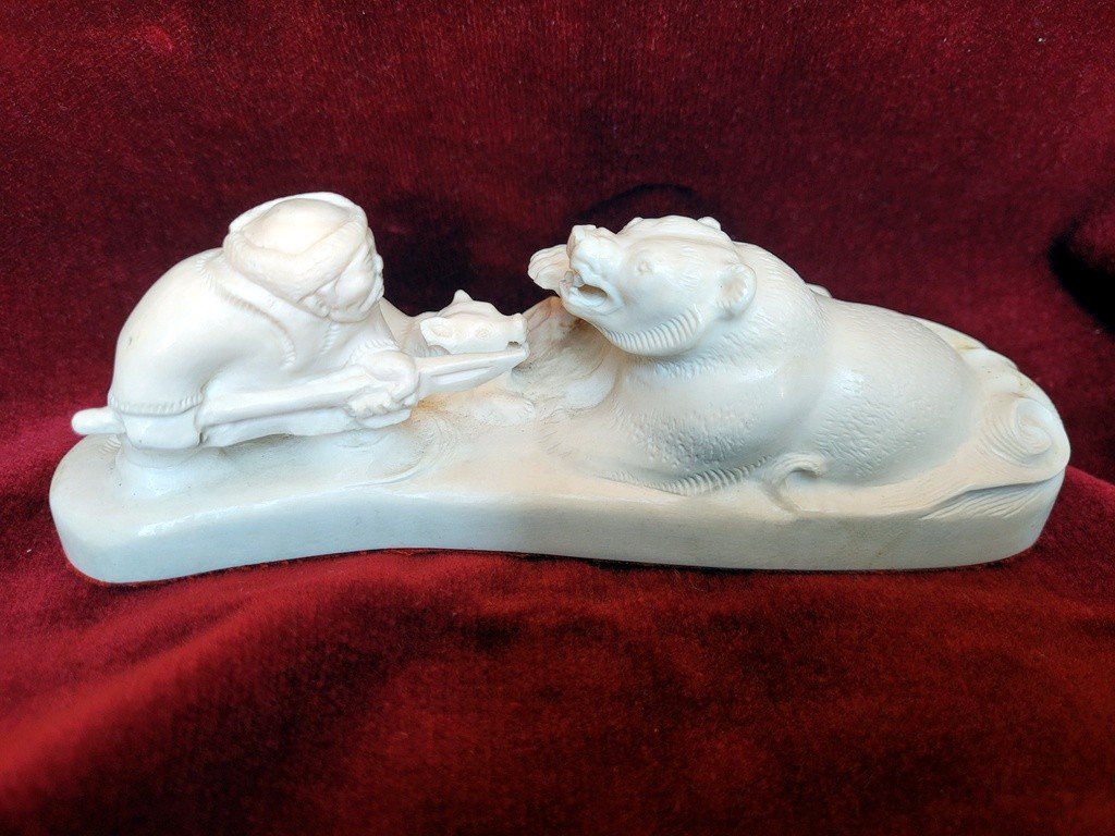 Polar Bear Hunting Scene - Walrus Tooth Sculpture - Early 20th Century -photo-2