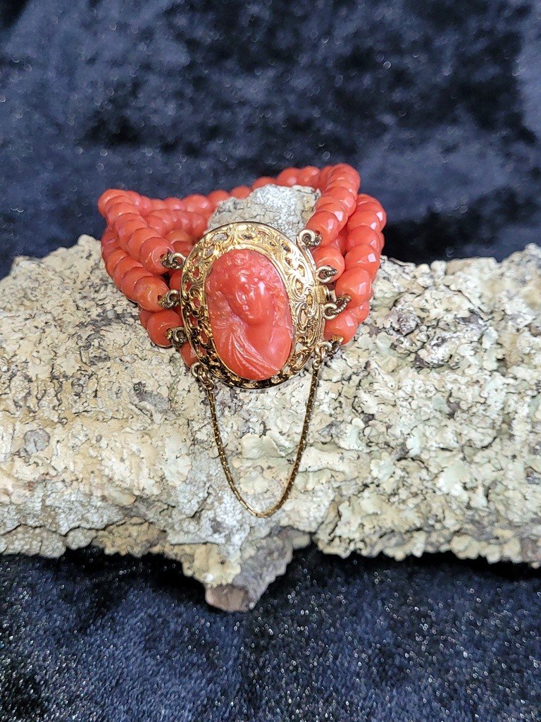 "coral Cameo" Bracelet Decorated With 4 Rows Of Coral - Yellow Gold Clasp - Napoleon III Period-photo-6