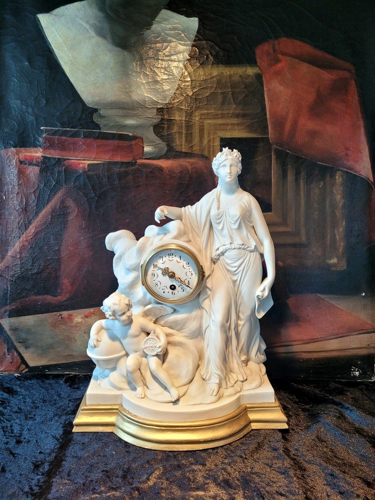  Pendule &quot; Groupe All&eacute;gorie de la Nuit &quot; en Biscuit de Porcelaine de S&egrave;vres sign&eacute;e- XIXe Si&egrave;cle