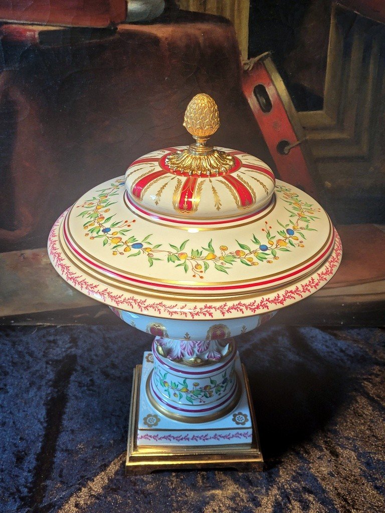  &quot; Centre de Table &quot; en Porcelaine de S&egrave;vres Polychrome-photo-2