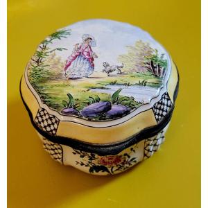 Marseille Earthenware Box "the Widow Perrin" 18th Century 