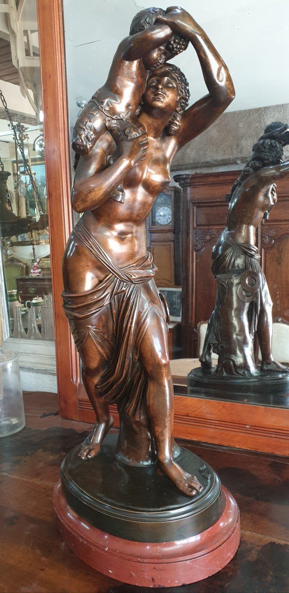 Sujet En Bronze Représentant "la Bacchante Au Petit Faune" Modèle De Jean-joseph Foucou 