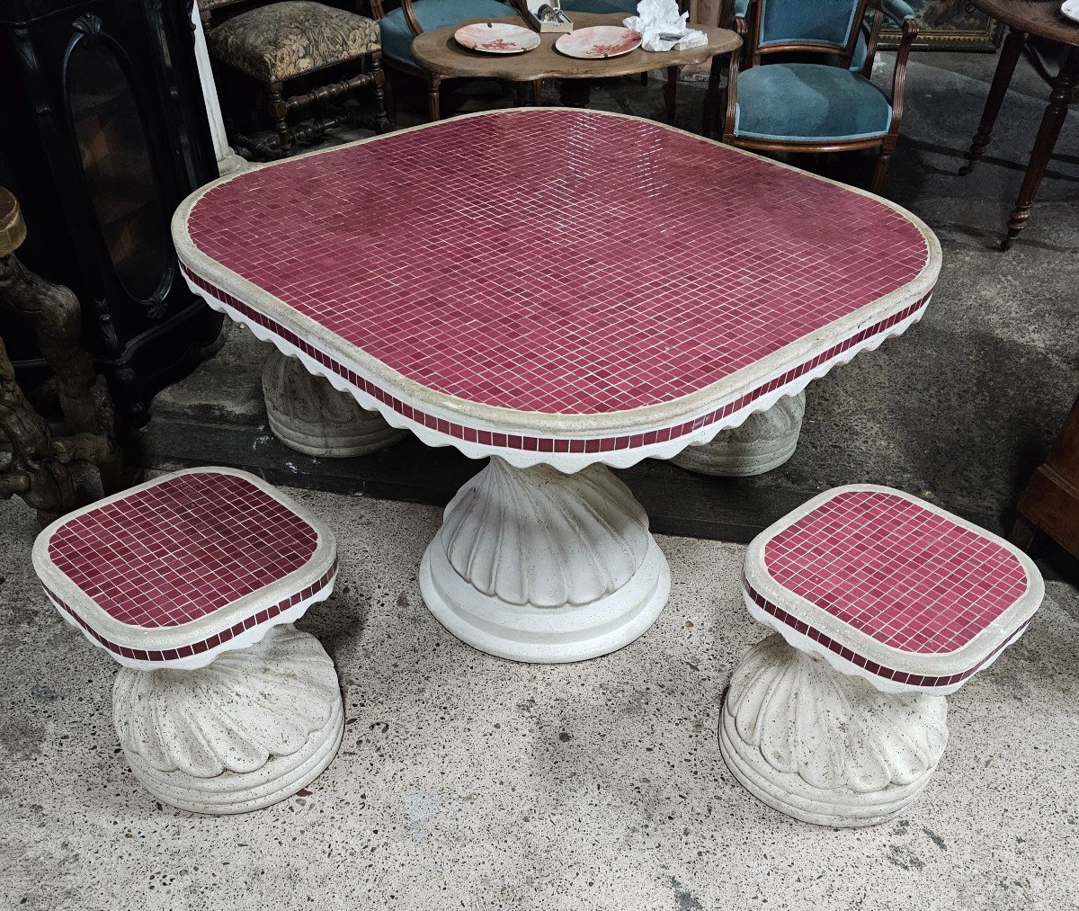 Salon De Jardin,  Table Et Quatre Tabourets -photo-4