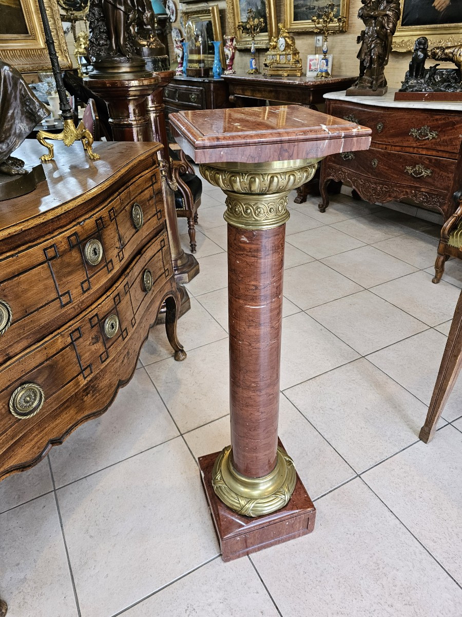 Colonne En Marbre Griotte Et Bronze Doré 